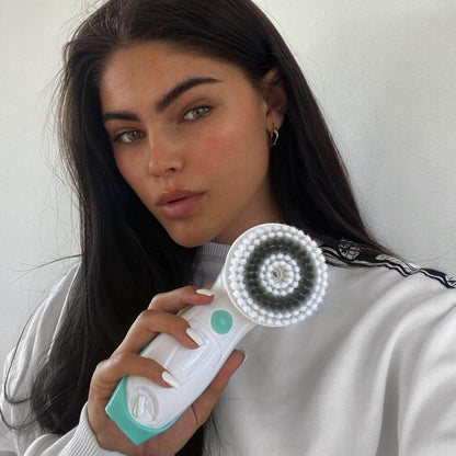 Electric Facial and Body Cleansing Brush - Waterproof Spa Ritual | Louvrs