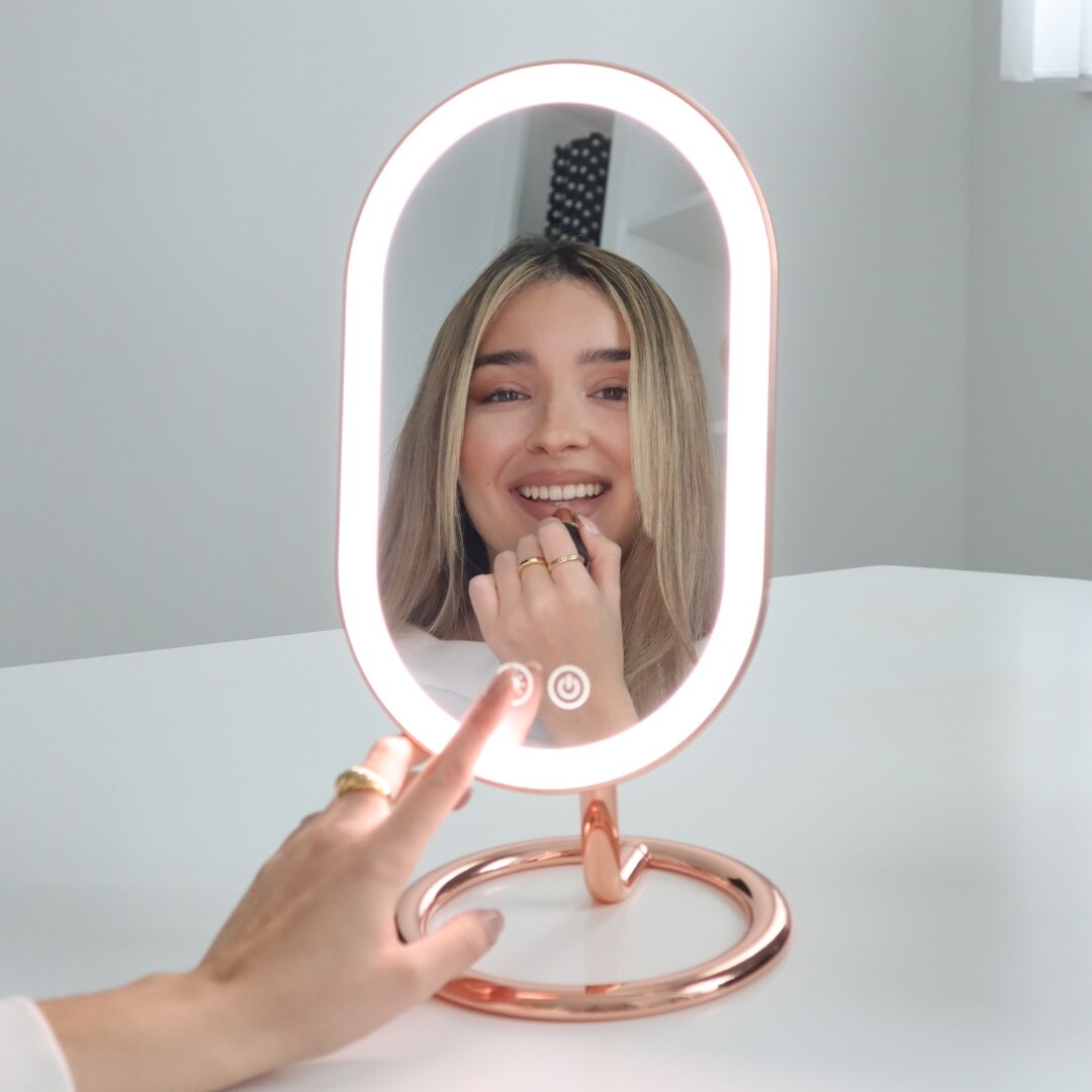 Vera LED Lighted Vanity Makeup Mirror - Flawless Glow Ritual | Louvrs